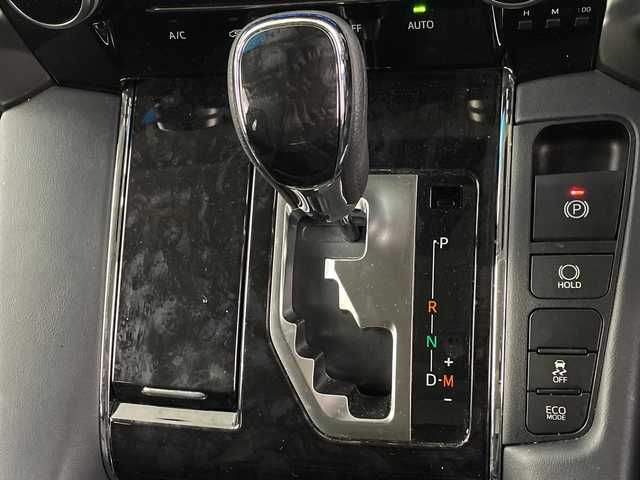 トヨタ アルファード S Cパッケージ 埼玉県 2018(平30)年 5.8万km ホワイトパールクリスタルシャイン サンルーフ/JBLプレミアムサウンド/純正フリップダウンモニター/純正メモリナビ/CD/DVD/Bluetooth/フルセグ/全方位カメラ/デジタルインナーミラー/ドライブレコーダー/ビルトインETC2.0/トヨタセーフティセンス/ブラインドスポットモニター/電子パーキングシステム/ブレーキホールド/両側パワースライドドア/パワーバックドア/ステアリングヒーター/レザーシート/パワーシート/シートヒーター/エアシート/純正１６インチアルミホイール/純正フロアマット/オットマン/プッシュスタート/スマートキー