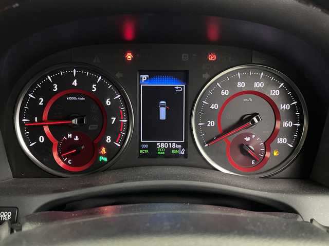 トヨタ アルファード S Cパッケージ 埼玉県 2018(平30)年 5.8万km ホワイトパールクリスタルシャイン サンルーフ/JBLプレミアムサウンド/純正フリップダウンモニター/純正メモリナビ/CD/DVD/Bluetooth/フルセグ/全方位カメラ/デジタルインナーミラー/ドライブレコーダー/ビルトインETC2.0/トヨタセーフティセンス/ブラインドスポットモニター/電子パーキングシステム/ブレーキホールド/両側パワースライドドア/パワーバックドア/ステアリングヒーター/レザーシート/パワーシート/シートヒーター/エアシート/純正１６インチアルミホイール/純正フロアマット/オットマン/プッシュスタート/スマートキー