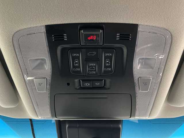 トヨタ アルファード S Cパッケージ 埼玉県 2018(平30)年 5.8万km ホワイトパールクリスタルシャイン サンルーフ/JBLプレミアムサウンド/純正フリップダウンモニター/純正メモリナビ/CD/DVD/Bluetooth/フルセグ/全方位カメラ/デジタルインナーミラー/ドライブレコーダー/ビルトインETC2.0/トヨタセーフティセンス/ブラインドスポットモニター/電子パーキングシステム/ブレーキホールド/両側パワースライドドア/パワーバックドア/ステアリングヒーター/レザーシート/パワーシート/シートヒーター/エアシート/純正１６インチアルミホイール/純正フロアマット/オットマン/プッシュスタート/スマートキー