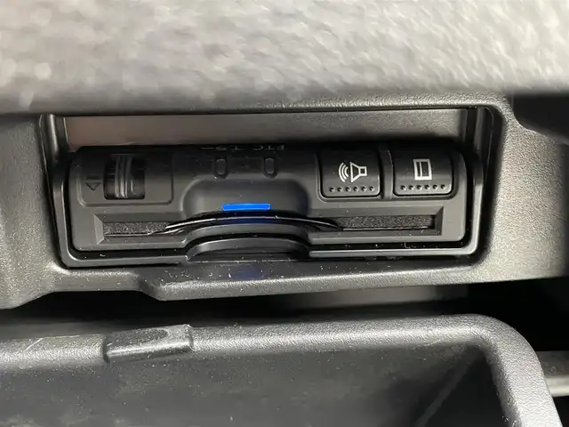 日産 セレナ ハイウェイスター Vセレクション 福岡県 2018(平30)年 6.7万km マルーンレッド 純正7型SDナビ(フルセグTV/CD/DVD/BT)/アラウンドビューモニター/プロパイロット/エマージェンシーブレーキ/コーナーセンサー/両側パワスラ/ドラレコ/ETC/デジタルインナーミラー/USBポート/純正LEDヘッドライト/純正フロアマット/純正16インチアルミホイール/スマートキー/プッシュスタート