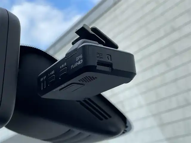 日産 セレナ ハイウェイスター Vセレクション 福岡県 2018(平30)年 6.7万km マルーンレッド 純正7型SDナビ(フルセグTV/CD/DVD/BT)/アラウンドビューモニター/プロパイロット/エマージェンシーブレーキ/コーナーセンサー/両側パワスラ/ドラレコ/ETC/デジタルインナーミラー/USBポート/純正LEDヘッドライト/純正フロアマット/純正16インチアルミホイール/スマートキー/プッシュスタート