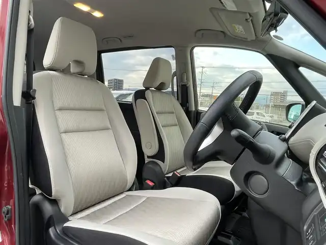 日産 セレナ ハイウェイスター Vセレクション 福岡県 2018(平30)年 6.7万km マルーンレッド 純正7型SDナビ(フルセグTV/CD/DVD/BT)/アラウンドビューモニター/プロパイロット/エマージェンシーブレーキ/コーナーセンサー/両側パワスラ/ドラレコ/ETC/デジタルインナーミラー/USBポート/純正LEDヘッドライト/純正フロアマット/純正16インチアルミホイール/スマートキー/プッシュスタート