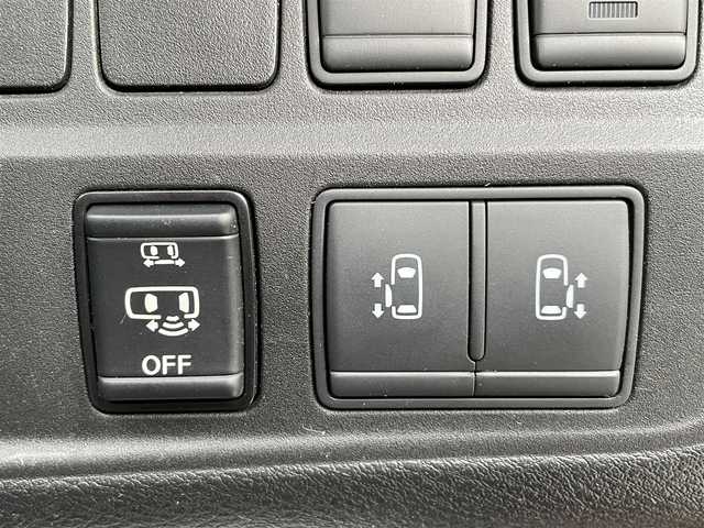 日産 セレナ ハイウェイスター Vセレクション 岡山県 2018(平30)年 6.7万km マルーンレッド 純正7型SDナビ(フルセグTV/CD/DVD/BT)/アラウンドビューモニター/プロパイロット/エマージェンシーブレーキ/コーナーセンサー/両側パワスラ/ドラレコ/ETC/デジタルインナーミラー/USBポート/純正LEDヘッドライト/純正フロアマット/純正16インチアルミホイール/スマートキー/プッシュスタート