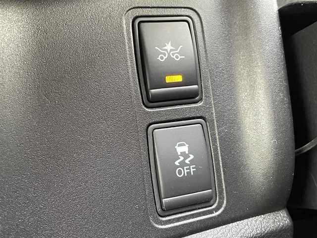 日産 セレナ ハイウェイスター Vセレクション 岡山県 2018(平30)年 6.7万km マルーンレッド 純正7型SDナビ(フルセグTV/CD/DVD/BT)/アラウンドビューモニター/プロパイロット/エマージェンシーブレーキ/コーナーセンサー/両側パワスラ/ドラレコ/ETC/デジタルインナーミラー/USBポート/純正LEDヘッドライト/純正フロアマット/純正16インチアルミホイール/スマートキー/プッシュスタート