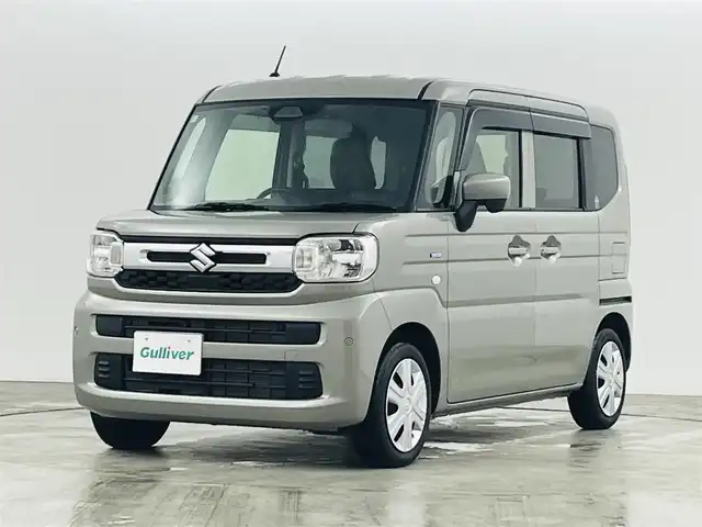 スズキ スペーシア HYBRID X 福島県 2024(令6)年 2万km モスグレーメタリック スズキセーフティサポート/・衝突軽減ブレーキ/・誤発進抑制機能/・車線逸脱抑制機能/・車線逸脱警報/・ふらつき警報機能/・先行車発進お知らせ機能/・標識認識/・低速時ブレーキサポート（前・後）/・パーキングセンサー（前後）/・横滑り防止装置/9インチ純正ディスプレイオーディオ/・全方位カメラ/・バックカメラ/・フルセグTV/・Bluetooth/・ETC/・HDMI/・USB/・AppleCarPlay/・androidオート/・iPod/・FM/AM/・ステアリングスイッチ/後席オットマン/両側パワースライドドア/LEDヘッドライト/・オートライト/・オートマチックハイビーム/前席シートヒーター/純正フロアマット/ドアバイザー/後席サンシェード/プッシュスタート/・スマートキー