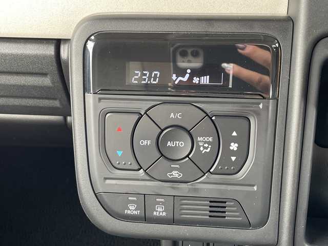 スズキ スペーシア HYBRID X 石川県 2024(令6)年 2万km モスグレーメタリック 禁煙車/デュアルカメラブレーキサポート/純正9インチメモリナビ/　　AM/FM/フルセグ/applecarplay/androidauto/アラウンドビューモニター/両側パワースライドドア/LEDオートライト/ヘッドライトレベライザー/前席シートヒーター/後席オットマン/アイドリングストップ/サーキュレーター/サンシェード/リアテーブル/電動格納ミラー/フロアマット/ドアバイザー/ステアリングスイッチ/スマートキー/ETC
