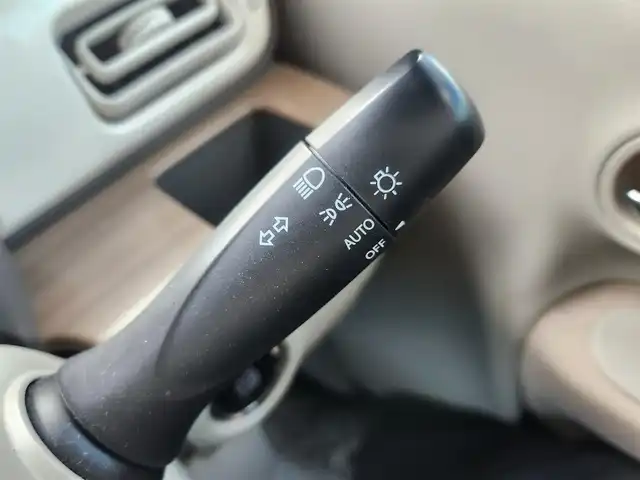 スズキ ラパン X 宮城県 2017(平29)年 9.1万km フレンチミントパールメタリック 4WD/メーカーオプションナビ/フルセグTV/全方位モニター/ETC/衝突被害軽減ブレーキ/HIDヘッドランプ/オートライト/オートエアコン/革巻きステアリング/ステアリングスイッチ/前席シートヒーター/純正14インチアルミホイール/スマートキー/プッシュエンジンスタート/禁煙車