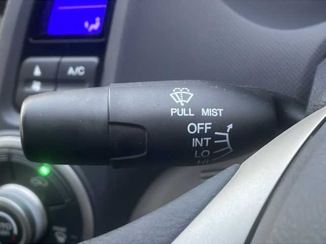 ホンダ インサイト G 香川県 2009(平21)年 8.9万km プレミアムホワイトパール 純正HDDナビ：VXH-108VF/バックカメラ/無限フルエアロ/無限グリル/無限１６インチアルミ/ＨＩＤヘッドライト　/フォグランプ　/オートライト機能　/電動格納サイドミラー　/荷室専用ラバーマット　/ＥＴＣ　/保証書／取説（車・ナビ）有