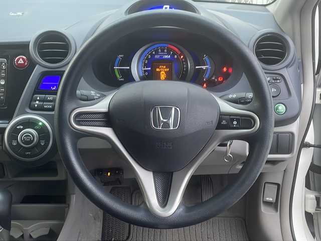 ホンダ インサイト G 香川県 2009(平21)年 8.9万km プレミアムホワイトパール 純正HDDナビ：VXH-108VF/バックカメラ/無限フルエアロ/無限グリル/無限１６インチアルミ/ＨＩＤヘッドライト　/フォグランプ　/オートライト機能　/電動格納サイドミラー　/荷室専用ラバーマット　/ＥＴＣ　/保証書／取説（車・ナビ）有