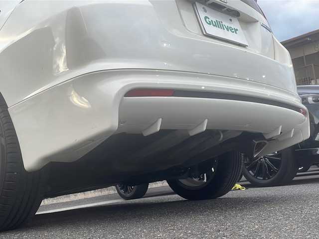 ホンダ インサイト G 香川県 2009(平21)年 8.9万km プレミアムホワイトパール 純正HDDナビ：VXH-108VF/バックカメラ/無限フルエアロ/無限グリル/無限１６インチアルミ/ＨＩＤヘッドライト　/フォグランプ　/オートライト機能　/電動格納サイドミラー　/荷室専用ラバーマット　/ＥＴＣ　/保証書／取説（車・ナビ）有