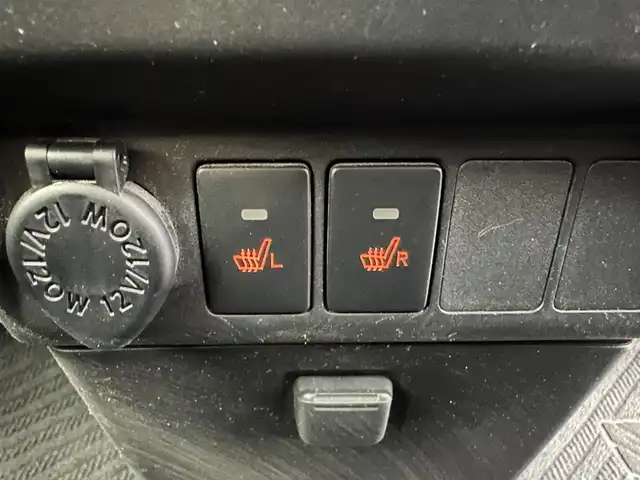 トヨタ ルーミー G 兵庫県 2021(令3)年 3.2万km ブラックマイカメタリック ・純正ディスプレイオーディオ/（BT/フルセグTV/USB)/・AppleCarplay/AndroidAuto　/・前後ドライブレコーダー　/・バックカメラ　/・両側パワースライドドア　/・コーナーセンサー　/・アイドリングストップ　/・ＰＣＳ　/・シートヒーター　/・ヘッドライトレベライザー　/・ＬＥＤヘッドライト/・純正フロアマット/・純正ドアバイザー/・スペアキー×１　