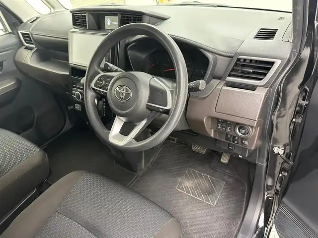 トヨタ ルーミー G 兵庫県 2021(令3)年 3.2万km ブラックマイカメタリック ・純正ディスプレイオーディオ/（BT/フルセグTV/USB)/・AppleCarplay/AndroidAuto　/・前後ドライブレコーダー　/・バックカメラ　/・両側パワースライドドア　/・コーナーセンサー　/・アイドリングストップ　/・ＰＣＳ　/・シートヒーター　/・ヘッドライトレベライザー　/・ＬＥＤヘッドライト/・純正フロアマット/・純正ドアバイザー/・スペアキー×１　