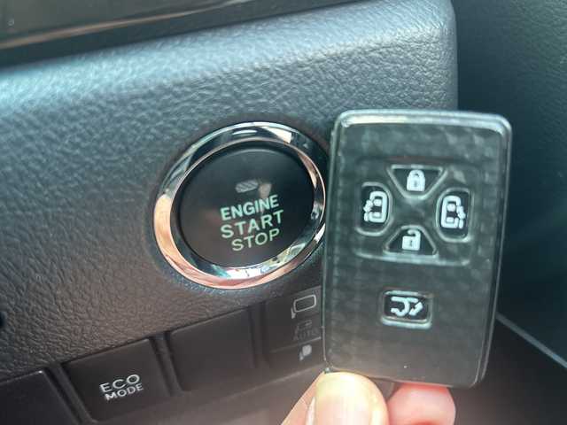 トヨタ ヴェルファイア 2．4Z ゴールデンアイズ 徳島県 2013(平25)年 11万km ブラック (株)IDOMが運営する【じしゃロン徳島店】の自社ローン対象車両になります。こちらは現金ご利用時の価格です。自社ローンご希望の方は別途その旨お申付け下さい。”										/										/										アルパイン8インチナビ（VIE-X008)/・CD/DVD/フルセグTV/Bluetooth/10.2フリップダウンモニター/パワーバックドア/両側パワースライドドア/クルーズコントロール/ハーフレザーシート/2列目オットマンシート/コーナーセンサー/HIDオートライト/ウッドコンビハンドル/スマートキー2本/取扱説明書