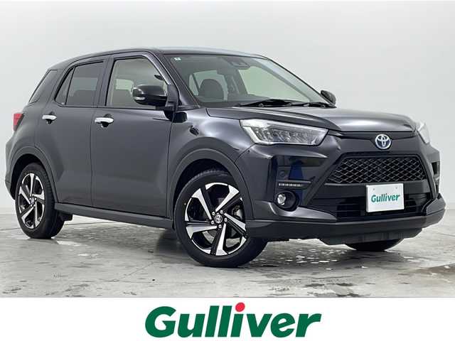 トヨタ ライズ Z 宮城県 2022(令4)年 5.3万km ブラックマイカメタリック ワンオーナー/禁煙車/スマートアシスト/・衝突回避支援ブレーキ機能/・車線逸脱警報機能/・標識認識機能/・レーンキープコントロール/・オートクルーズコントロール/・オートマチックハイビーム/・ブラインドスポットモニター/・リアクロストラフィックアラート/・コーナーセンサー/・先行車発進お知らせ/S-PDL/前席シートヒーター/純正9インチSDナビ/（BT.AM.FM.CD.DVD.SD.HDMI）/アラウンドビューモニター/フルセグテレビ/AC100V充電/電動パーキングブレーキ/AUTOHOLD/革巻きステアリング/ステアリングスイッチ/プッシュスタート/スマートキー/エンジンスターター/純正フロアマット/LEDヘッドライト/LEDフォグランプ/純正17インチアルミホイール/革製シートカバー/横滑り防止機能/アイドリングストップ