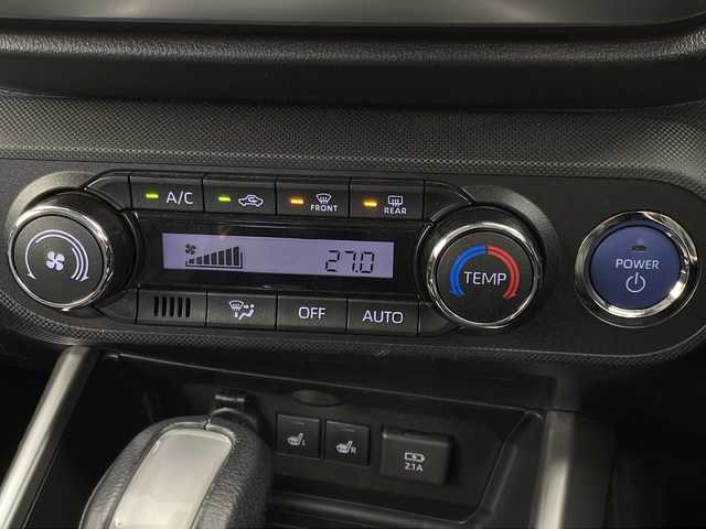 トヨタ ライズ Z 宮城県 2022(令4)年 5.3万km ブラックマイカメタリック ワンオーナー/禁煙車/スマートアシスト/・衝突回避支援ブレーキ機能/・車線逸脱警報機能/・標識認識機能/・レーンキープコントロール/・オートクルーズコントロール/・オートマチックハイビーム/・ブラインドスポットモニター/・リアクロストラフィックアラート/・コーナーセンサー/・先行車発進お知らせ/S-PDL/前席シートヒーター/純正9インチSDナビ/（BT.AM.FM.CD.DVD.SD.HDMI）/アラウンドビューモニター/フルセグテレビ/AC100V充電/電動パーキングブレーキ/AUTOHOLD/革巻きステアリング/ステアリングスイッチ/プッシュスタート/スマートキー/エンジンスターター/純正フロアマット/LEDヘッドライト/LEDフォグランプ/純正17インチアルミホイール/革製シートカバー/横滑り防止機能/アイドリングストップ