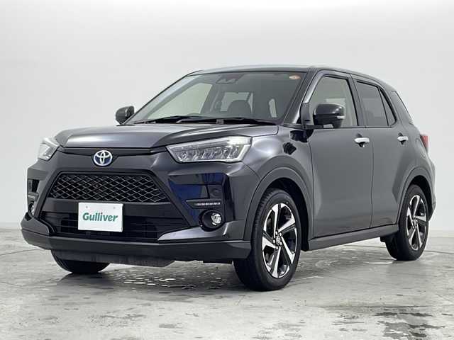 トヨタ ライズ Z 宮城県 2022(令4)年 5.3万km ブラックマイカメタリック ワンオーナー/禁煙車/スマートアシスト/・衝突回避支援ブレーキ機能/・車線逸脱警報機能/・標識認識機能/・レーンキープコントロール/・オートクルーズコントロール/・オートマチックハイビーム/・ブラインドスポットモニター/・リアクロストラフィックアラート/・コーナーセンサー/・先行車発進お知らせ/S-PDL/前席シートヒーター/純正9インチSDナビ/（BT.AM.FM.CD.DVD.SD.HDMI）/アラウンドビューモニター/フルセグテレビ/AC100V充電/電動パーキングブレーキ/AUTOHOLD/革巻きステアリング/ステアリングスイッチ/プッシュスタート/スマートキー/エンジンスターター/純正フロアマット/LEDヘッドライト/LEDフォグランプ/純正17インチアルミホイール/革製シートカバー/横滑り防止機能/アイドリングストップ