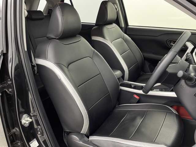 トヨタ ライズ Z 宮城県 2022(令4)年 5.3万km ブラックマイカメタリック ワンオーナー/禁煙車/スマートアシスト/・衝突回避支援ブレーキ機能/・車線逸脱警報機能/・標識認識機能/・レーンキープコントロール/・オートクルーズコントロール/・オートマチックハイビーム/・ブラインドスポットモニター/・リアクロストラフィックアラート/・コーナーセンサー/・先行車発進お知らせ/S-PDL/前席シートヒーター/純正9インチSDナビ/（BT.AM.FM.CD.DVD.SD.HDMI）/アラウンドビューモニター/フルセグテレビ/AC100V充電/電動パーキングブレーキ/AUTOHOLD/革巻きステアリング/ステアリングスイッチ/プッシュスタート/スマートキー/エンジンスターター/純正フロアマット/LEDヘッドライト/LEDフォグランプ/純正17インチアルミホイール/革製シートカバー/横滑り防止機能/アイドリングストップ