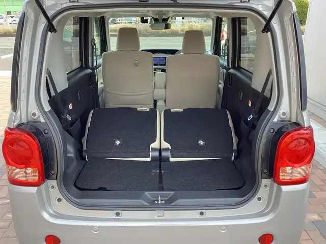 ダイハツ ムーヴ キャンバス X SA Ⅲ 三重県 2017(平29)年 7.8万km グレーマイカM スマートアシストIII/衝突警報機能（対車両、対歩行者）/衝突回避支援ブレーキ機能（対車両、対歩行者）/誤発進抑制制御機能（前方、後方）/車線逸脱警報機能/先行車発進お知らせ機能/オートハイビーム/純正ダイヤトーンサウンドナビ/フルセグ/Bluetooth/DVD再生/録音機能/スマートキー×2/プッシュスタート/MINILITE14インチアルミ/ステアリングスイッチ/アイドリングストップ/ETC/プライバシーガラス/オートリトラクタブルミラー