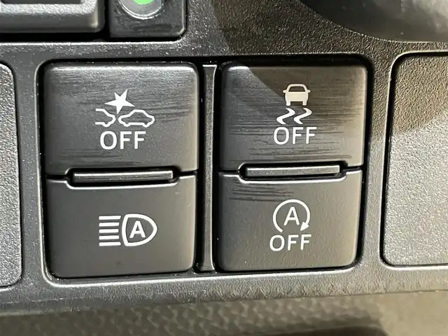 トヨタ ルーミー カスタムG 岩手県 2019(令1)年 3.8万km プラムブラウンパールクリスタルシャイン ワンオーナー/４WD/両側パワースライドドア/クルーズコントロール/スマートアシスト３/衝突回避支援ブレーキ/誤発進抑制機能/車線逸脱警報/ハイビームアシスト/先行車発信お知らせ機能/コーナーセンサー/横滑り防止装置/アイドリングストップ/ロールサンシェード/シートヒーター/ストラーダナビ/フルセグTV/バックカメラ/ドライブレコーダー/ETC/LEDヘッドライト/LEDフォグライト/純正アルミホイール