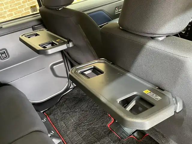 トヨタ ルーミー カスタムG 岩手県 2019(令1)年 3.8万km プラムブラウンパールクリスタルシャイン ワンオーナー/４WD/両側パワースライドドア/クルーズコントロール/スマートアシスト３/衝突回避支援ブレーキ/誤発進抑制機能/車線逸脱警報/ハイビームアシスト/先行車発信お知らせ機能/コーナーセンサー/横滑り防止装置/アイドリングストップ/ロールサンシェード/シートヒーター/ストラーダナビ/フルセグTV/バックカメラ/ドライブレコーダー/ETC/LEDヘッドライト/LEDフォグライト/純正アルミホイール