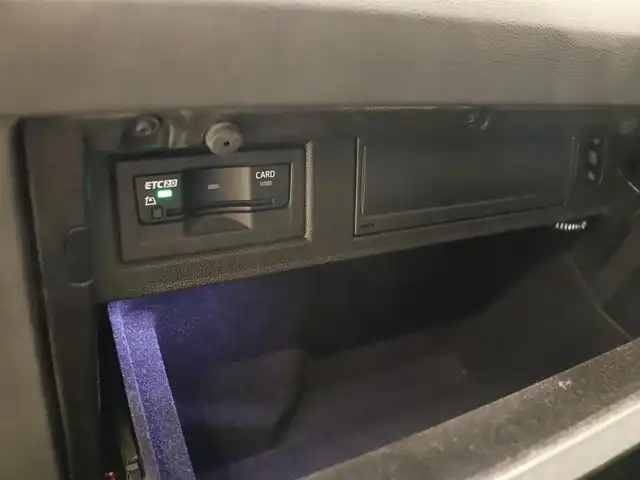 フォルクスワーゲン ＶＷ パサート ヴァリアント TDIエレガンス アドバンス 静岡県 2021(令3)年 3.4万km 黒 黒革シート/HUD/ACC/LKA/衝突軽減ブレーキ/360°カメラ/Apple Carplay/前席パワーシート/前席シートヒーター/電動リアゲート/LEDヘッドライト