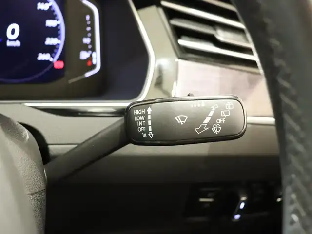 フォルクスワーゲン ＶＷ パサート ヴァリアント TDIエレガンス アドバンス 静岡県 2021(令3)年 3.4万km 黒 黒革シート/HUD/ACC/LKA/衝突軽減ブレーキ/360°カメラ/Apple Carplay/前席パワーシート/前席シートヒーター/電動リアゲート/LEDヘッドライト