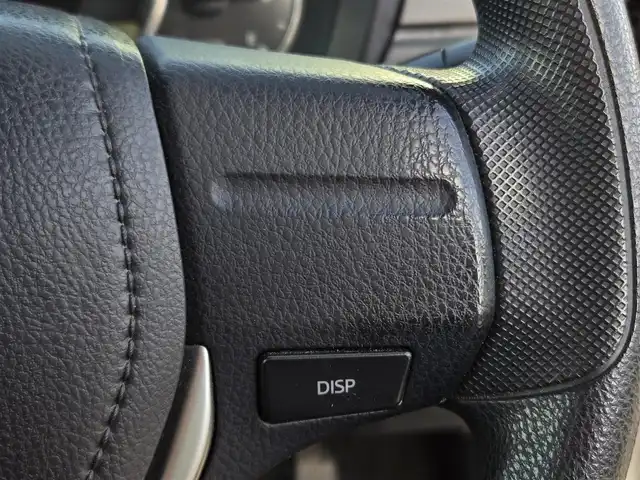 トヨタ カローラ フィールダー 1．5G 鹿児島県 2016(平28)年 4.1万km シルバーM トヨタセーフティセンス　/純正ＳＤナビ（ＮＳＣＰ－Ｗ６４）　/Ｂｌｕｅｔｏｏｔｈオーディオ　/フルセグテレビ　/アイドリングストップ　/プッシュスタート／スマートキー