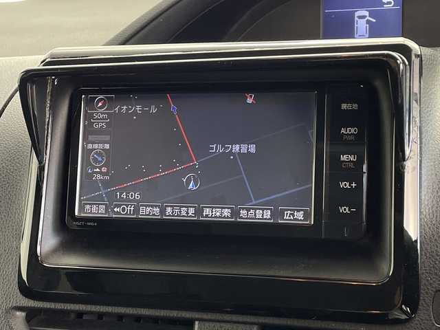 トヨタ ノア X 鹿児島県 2014(平26)年 9.4万km ブラック 純正SDナビ/(BT/CD/DVD/AM/FM/フルセグT)/バックカメラ/純正フリップダウンモニター/片側パワースライドドア/アイドリングストップ/プッシュスタート/HIDヘッドライト/純正フロアマット/3列シート/ウォークスルー/ETC/スペアキー