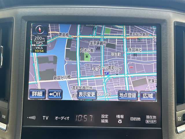 トヨタ クラウン ハイブリッド ロイヤルサルーン 高知県 2013(平25)年 10.9万km ブラック サンルーフ/ベージュレザーシート/純正メーカーナビ/フルセグTV/CD/DVD/Bluetooth/バックカメラ/ETC/純正17インチアルミ/ＬＥＤヘッドライト/パワーシート/シートヒーター/エアーシート/クルーズコントロール/横滑り防止装置/保証書・取説/スペアキー