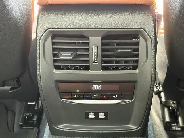 ＢＭＷ ＢＭＷ Ｍ３ コンペティション M xDrive 熊本県 2025(令7)年 0.2万km タンザナイトブルー 革シート/ワンオーナー/純正ナビ/harman/kardon/全方位カメラ/ミラー一体型ETC/前後ドライブレコーダー/レーダークルーズ/パドルシフト/パワートランク/前席パワーシート・右前席シートメモリー/前席シートヒーター・エアーシート/ステアリングヒーター/前後コーナーセンサー/横滑り防止装置/ウィンカーミラー/フロアマット/新車保証書/取扱説明書/スマートスペアキー×1本/カード型キー×1本