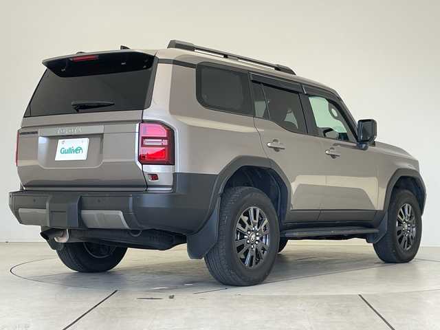 トヨタ ランドクルーザー ２５０ VX 愛知県 2024(令6)年 1万km アバンギャルドブロンズメタリック 純正12.3型ディスプレイオーディオナビ/全方位カメラ/サンルーフ/レーダークルーズコントロール/シートヒーター/エアシート/電動リアゲート/パワーシート/コーナーセンサー/純正アルミホイール/ルーフレール/ETC2.0/ブラインドスポットモニター/４WD/三眼LEDヘッドライト/ステアリングヒーター/インテリジェントミラー/リアオートエアコン/オートマチックハイビーム/衝突軽減システム/フルセグ/ヒッチメンバー/ステアリングスイッチ/スマートキー/プッシュスタート