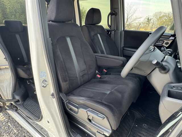 ホンダ Ｎ ＢＯＸ カスタム L 兵庫県 2021(令3)年 5.3万km プラチナホワイトパール ワンオーナー/純正ナビ/フルセグTV/バックモニター/純正ドラレコ（F/R）/ETC純正14インチAW/パワースライドドア/オートライト/LEDヘッドライト/レーダークルーズ/レーンキープ/両前シートヒーター/禁煙車