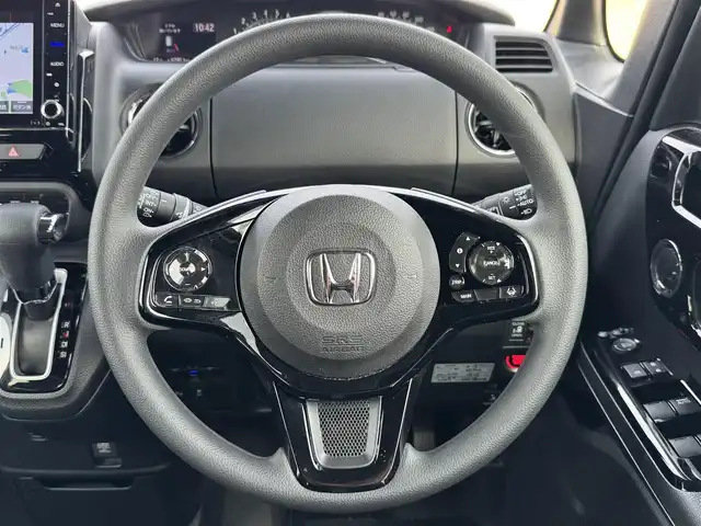 ホンダ Ｎ ＢＯＸ カスタム L 兵庫県 2021(令3)年 5.3万km プラチナホワイトパール ワンオーナー/純正ナビ/フルセグTV/バックモニター/純正ドラレコ（F/R）/ETC純正14インチAW/パワースライドドア/オートライト/LEDヘッドライト/レーダークルーズ/レーンキープ/両前シートヒーター/禁煙車