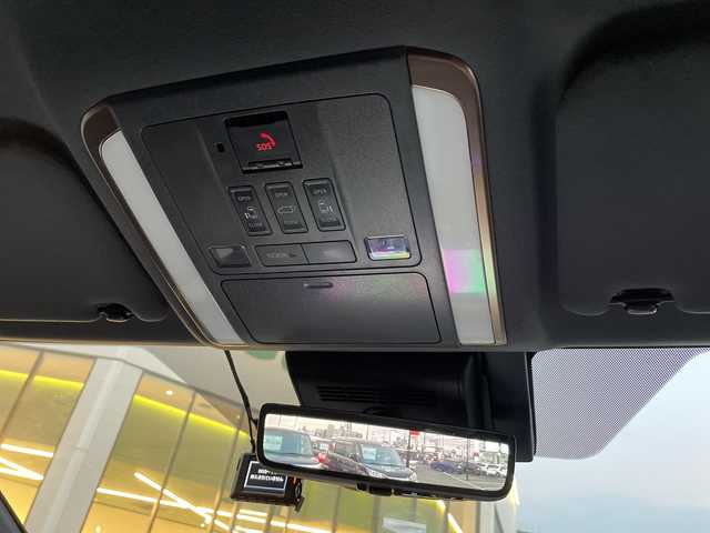 トヨタ アルファード Z 茨城県 2024(令6)年 2.7万km プラチナホワイトパールマイカ トヨタセーフティセンス/フリップダウンモニター/オットマン/100V電源/ワイヤレス充電/エンジンスターター/デジタルインナーミラー/純正ディスプレイオーディオ/　　ラジオ　TV　BT　USB/全方位カメラ/両側パワースライドドア/電動リアゲート/レーダークルーズコントロール/LEDオートヘッドライト/パワーシート/シートメモリ/シートヒーター/エアシート/ステアリングヒーター/前後ドラレコ/ETC2.0