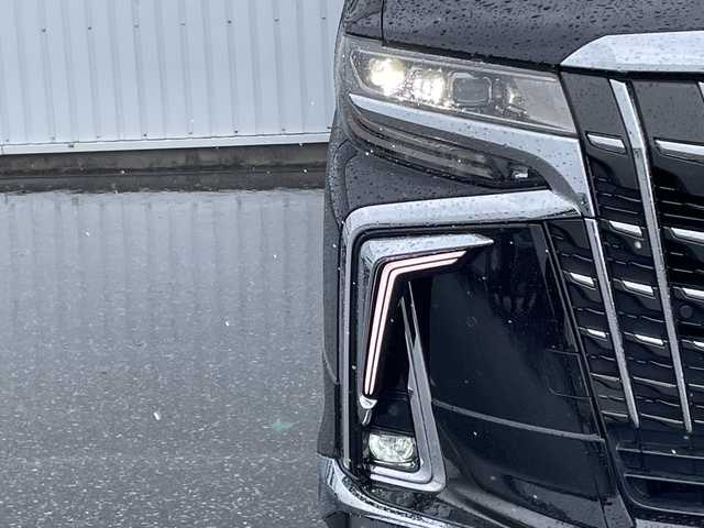 トヨタ アルファード S Cパッケージ 滋賀県 2021(令3)年 5.2万km ブラック モデリスタエアロ/純正9型ディスプレイ/・Bluetooth/フルセグ/バックカメラ/ツインムーンルーフ/革巻きステアリング/ステアリングヒーター/レーダークルーズコントロール/レザーシート/シートベンチレーション/シートヒーター/パワーシート/デジタルインナーミラー/パワーバックドア/ブレーキホールド/オートリトラミラー/LEDオートライト/フォグライト/AC１００V/トヨタセーフティセンス/・レーントレーシングアシスト/・クリアランスソナー/・プリクラッシュセーフティ/・パーキングサポートブレーキ/・ブラインドスポットモニター/・ロードサインアシスト/スマートキー