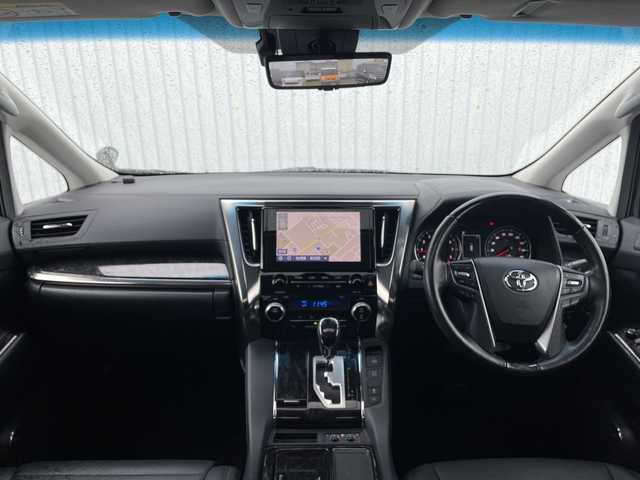 トヨタ アルファード S Cパッケージ 滋賀県 2021(令3)年 5.2万km ブラック モデリスタエアロ/純正9型ディスプレイ/・Bluetooth/フルセグ/バックカメラ/ツインムーンルーフ/革巻きステアリング/ステアリングヒーター/レーダークルーズコントロール/レザーシート/シートベンチレーション/シートヒーター/パワーシート/デジタルインナーミラー/パワーバックドア/ブレーキホールド/オートリトラミラー/LEDオートライト/フォグライト/AC１００V/トヨタセーフティセンス/・レーントレーシングアシスト/・クリアランスソナー/・プリクラッシュセーフティ/・パーキングサポートブレーキ/・ブラインドスポットモニター/・ロードサインアシスト/スマートキー