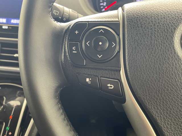 トヨタ ヴォクシー ZS 煌Ⅲ 沖縄県 2021(令3)年 7.4万km ブラック 純正ナビ【NSZT-Y68T】　/（フルセグＴＶ　ＣＤ　ＤＶＤ　Ｂｌｕｅｔｏｏｔｈ）　/バックカメラ　/ＥＴＣ　/クルーズコントロール　/両側パワースライドドア/トヨタセーフティーセンス　/モデリスタエアロ　/ローダウン　/ハーフレザーシート　/ＬＥＤヘッドライト/プッシュスタート/スマートキー