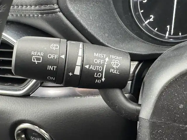 マツダ ＣＸ－５ XD Lパッケージ 愛知県 2022(令4)年 4.6万km パール サンルーフ/純正ナビ　/（フルセグ／Bluetooth）　/ＢＯＳＥプレミアムサウンドシステム　/レーダークルーズコントロール　/全方位モニター　/衝突軽減システム　/コーナーセンサー　/ブラインドスポットモニター　/レーンキープアシスト　/電動リアゲート　/前席パワーシート　/運転席メモリーシート　/前席シートヒーター　/携帯置くだけ充電/ドライブレコーダー/ETC/純正AW