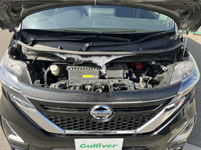 日産 ルークス ハイウェイスター X 富山県 2020(令2)年 9.5万km ブラック 〇純正9インチナビ/〇フルセグTV/〇バックカメラ/〇アラウンドビューモニター/〇パワースライドドア（片側）/〇ドライブレコーダー/〇先進安全装備/〇エマージェンシーブレーキ/〇足踏式パーキングブレーキ/〇SOSコール/〇LEDヘッドランプ/〇オートライト/〇フォグランプ/〇純正14インチアルミ/〇オートエアコン/〇シートヒーター/〇インテリジェントキー/〇禁煙車