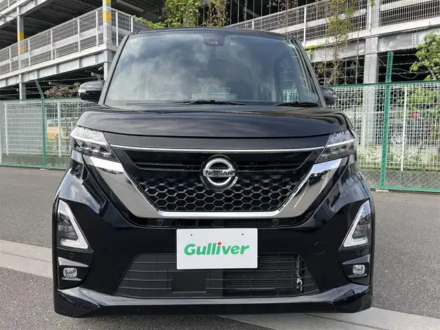 日産 ルークス ハイウェイスター X 富山県 2020(令2)年 9.5万km ブラック 〇純正9インチナビ/〇フルセグTV/〇バックカメラ/〇アラウンドビューモニター/〇パワースライドドア（片側）/〇ドライブレコーダー/〇先進安全装備/〇エマージェンシーブレーキ/〇足踏式パーキングブレーキ/〇SOSコール/〇LEDヘッドランプ/〇オートライト/〇フォグランプ/〇純正14インチアルミ/〇オートエアコン/〇シートヒーター/〇インテリジェントキー/〇禁煙車