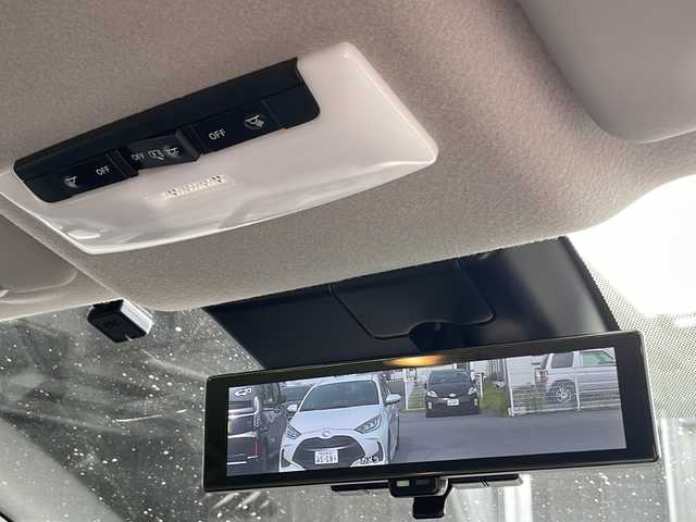 日産 ノート S FOUR 福島県 2022(令4)年 5.5万km ホワイト ナビ　アラウンドビューモニター　デジタルインナーミラー　ＥＴＣ　Ｂｌｕｅｔｏｏｔｈ　シートヒーター　ステアリングヒーター　電動パーキングブレーキ　ＢＳＭ　コーナーセンサー　マット　スマートキー