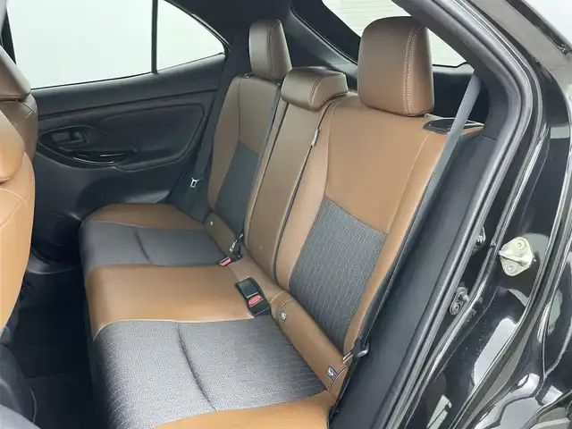 トヨタ ヤリスクロス ハイブリッド Z アドベンチャー 岡山県 2023(令5)年 1.7万km ブラックマイカ トヨタセーフティセンス/・プリクラッシュセーフティ/・レーダークルーズコントロール/・レーンキープアシスト/・オートハイビームアシスト/純正ディスプレイオーディオ/(BT/USB/Mira cast/デジタルTV)/全周囲カメラ/ビルトインETC/ハーフレザーシート/D席パワーシート/前席パワーシート/ステアリングリモコン/ステアリングヒーター/ブラインドスポットモニター/LEDヘッドライト/シルバールーフレール/横滑り防止/スマートキー×２/純正18インチAW