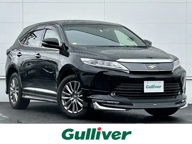トヨタ ハリアー プレミアム 佐賀県 2018(平30)年 5.3万km ブラック モデリスタエアロ/トヨタセーフティセンス/・プリクラッシュセーフティ/・レーンディパーチャーアラート/・アダプティブハイビームシステム/・レーダークルーズコントロール/クリアランスソナー/アルパインビッグXナビ/・バックカメラ/・フルセグTV/BT/CD/DVD/パワーバックドア/ハーフレザーシート/パワーバックドア/純正18インチAW/LEDヘッドライト/オートライト/フォグランプ/ISOFIX/エアバックW/サイド/カーテン/カードキー×１/スマートキー×2/取扱説明書/保証書