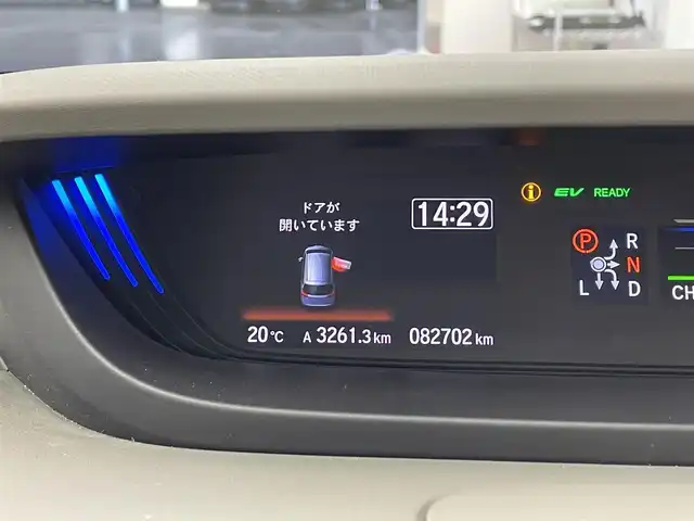 ホンダ フリード ハイブリット G ホンダセンシング 滋賀県 2018(平30)年 8.3万km プレミアムスパークルブラックパール 禁煙車/純正ナビ/（CD/DVD/SD/フルセグTV/BT/FM/AM）/ホンダセンシング/・衝突軽減ブレーキ（CMBS）/・前方衝突警報（FCW）/・誤発進抑制機能（前方・後方）/・急アクセル抑制機能/・車線維持支援システム（LKAS）/・車線逸脱警報（LDW）/・路外逸脱抑制機能（RDM）/・歩行者事故低減ステアリング/・先行車発進お知らせ機能/・標識認識機能（TSR）/・アダプティブクルーズコントロール（ACC：全車速追従型）/・オートハイビーム/バックカメラ/ビルトインETC/両側パワースライドドア/ドライブレコーダー/ステアリングスイッチ/LEDヘッドライト/純正フロアマット