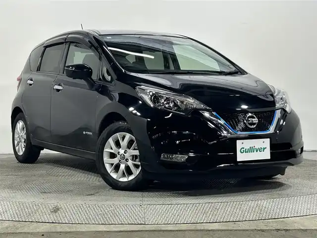 日産 ノート e－パワー X Vセレクション 大阪府 2020(令2)年 3.1万km スーパーブラック 社外SDナビ（フルセグ/DVD/CD/Bluetooth)/アラウンドビューモニター/エマージェンシーブレーキ/純正デジタルインナーミラー/プッシュスタート/ETC/クリアランスソナー/LEDヘッドライト/フォグランプ/社外ドライブレコーダー前後/ステアリングリモコン/TVキャンセラー