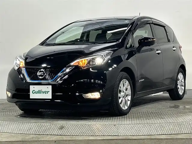 日産 ノート e－パワー X Vセレクション 大阪府 2020(令2)年 3.1万km スーパーブラック 社外SDナビ（フルセグ/DVD/CD/Bluetooth)/アラウンドビューモニター/エマージェンシーブレーキ/純正デジタルインナーミラー/プッシュスタート/ETC/クリアランスソナー/LEDヘッドライト/フォグランプ/社外ドライブレコーダー前後/ステアリングリモコン/TVキャンセラー