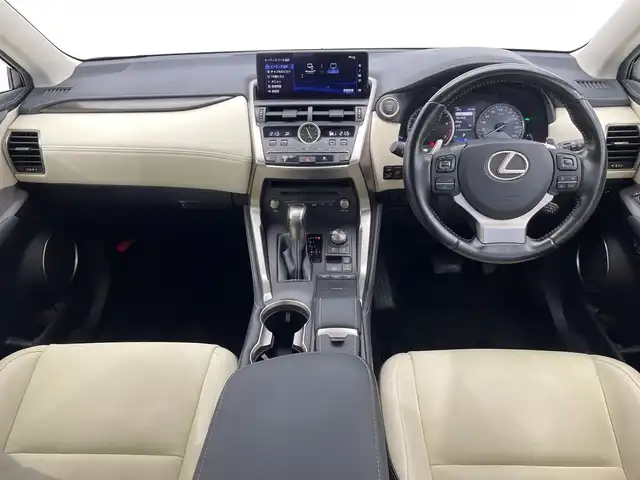 レクサス ＮＸ 300 Iパッケージ 栃木県 2019(令1)年 4.3万km ソニッククォーツ 純正ナビ/（CD/DVD/BT/フルセグTV）/バックカメラ/本革シート/レクサスセーフティシステム+/・衝突軽減システム/・レーンキープアシストシステム/・アダプティブクルーズコントロール/・オートハイビーム/・標識認識機能/コーナーセンサー/ETC2.0/パワーバックドア/パワーシート/シートヒーター/禁煙車/ステアリングヒーター/LEDヘッドライト/スマートキー/純正アルミホイール