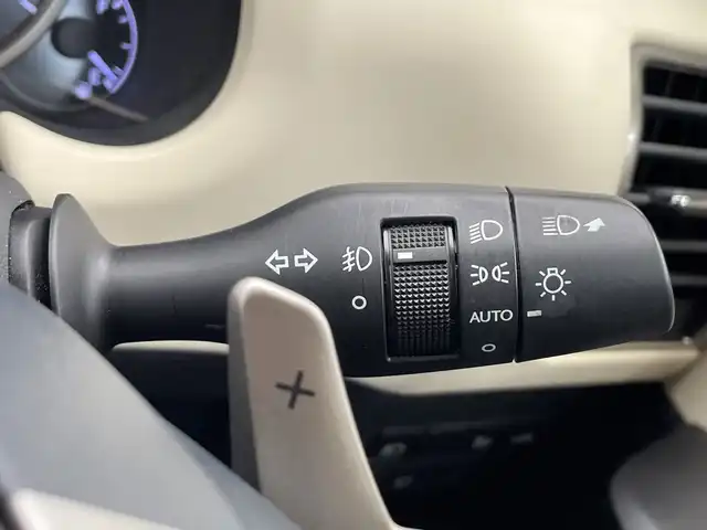 レクサス ＮＸ 300 Iパッケージ 栃木県 2019(令1)年 4.3万km ソニッククォーツ 純正ナビ/（CD/DVD/BT/フルセグTV）/バックカメラ/本革シート/レクサスセーフティシステム+/・衝突軽減システム/・レーンキープアシストシステム/・アダプティブクルーズコントロール/・オートハイビーム/・標識認識機能/コーナーセンサー/ETC2.0/パワーバックドア/パワーシート/シートヒーター/禁煙車/ステアリングヒーター/LEDヘッドライト/スマートキー/純正アルミホイール