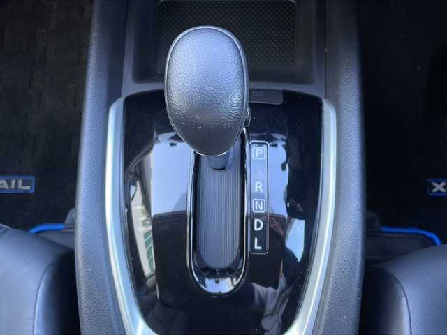 日産 エクストレイル ハイブリッド 20X エクストリーマーX 山口県 2017(平29)年 5.8万km ブリリアントホワイトパール 純正９インチナビ/・フルセグテレビ/・DVD再生機能/・Bluetooth/バックカメラ/パワーバックドア/エマージェンシーブレーキ/ALL　MODE　４×４-i/ヒルディセントコントロール/シートヒーター/LEDヘッドライト/オートライト/コーナーセンサー/ドライブレコーダー/ステアリングスイッチ/純正１８AW/ETC/スマートキー/プッシュスタート/スペアキー有/取扱説明書