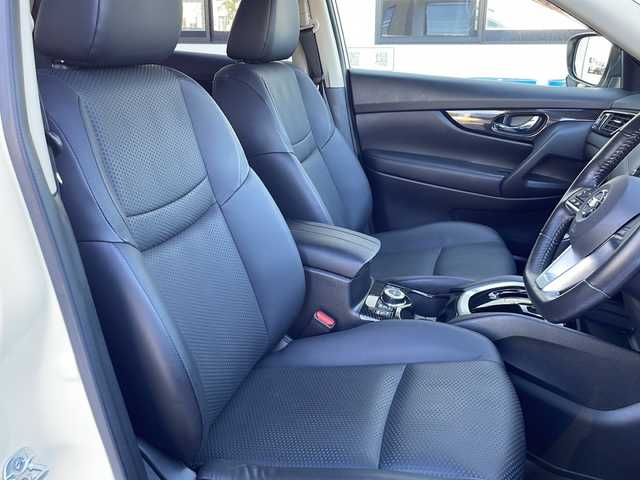 日産 エクストレイル ハイブリッド 20X エクストリーマーX 山口県 2017(平29)年 5.8万km ブリリアントホワイトパール 純正９インチナビ/・フルセグテレビ/・DVD再生機能/・Bluetooth/バックカメラ/パワーバックドア/エマージェンシーブレーキ/ALL　MODE　４×４-i/ヒルディセントコントロール/シートヒーター/LEDヘッドライト/オートライト/コーナーセンサー/ドライブレコーダー/ステアリングスイッチ/純正１８AW/ETC/スマートキー/プッシュスタート/スペアキー有/取扱説明書